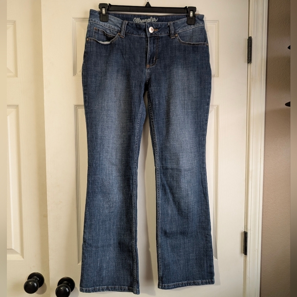 Wrangler Denim - Wrangler Women's Mid Rise Bootcut Jeans Size 11x32